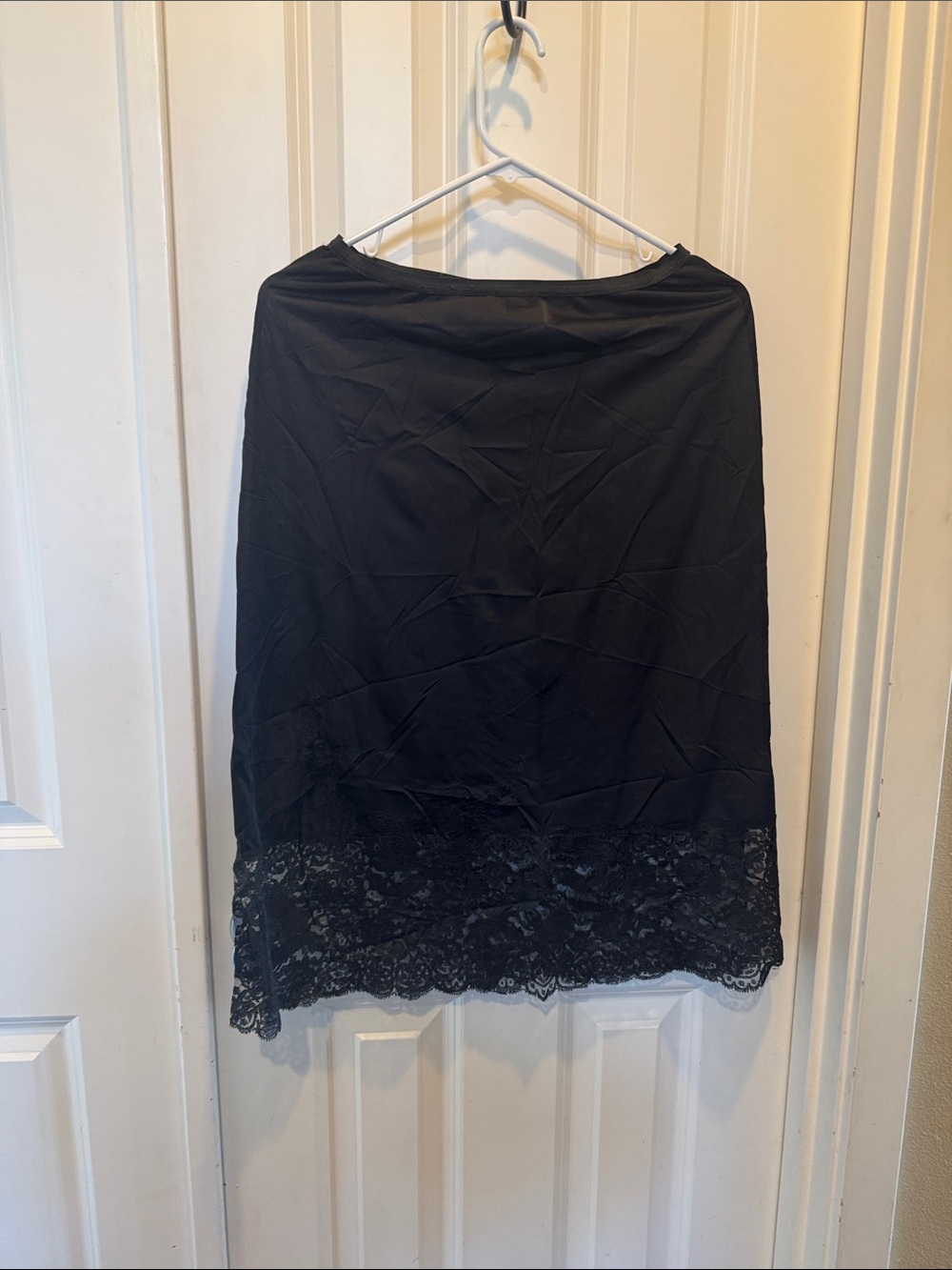 Vintage Black Lace-Hem Women's Slip/Skirt